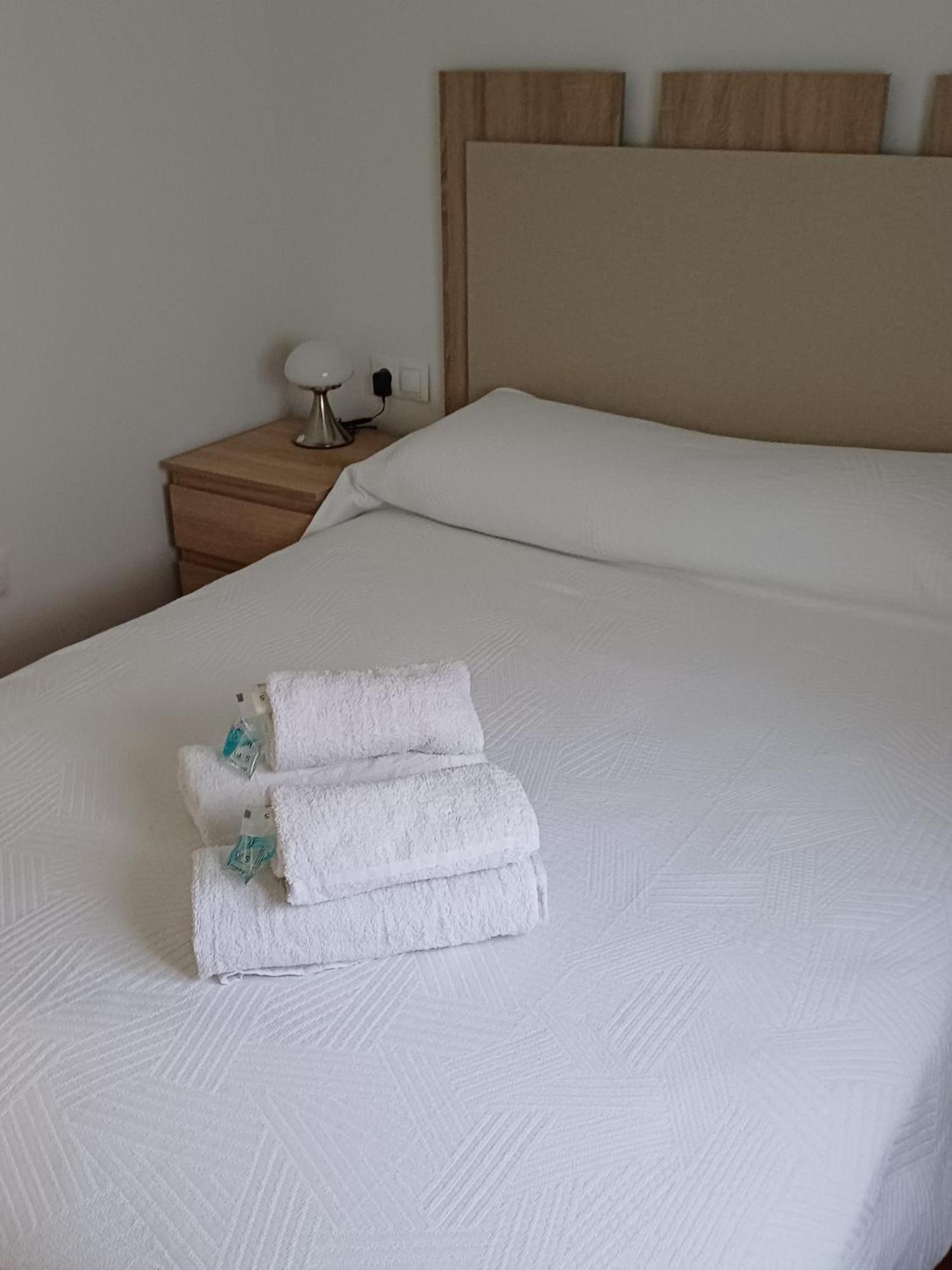 Lyrioshomes Apartamento Filpo Rojas , Sevilla Екстериор снимка